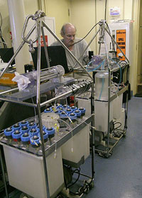 photo of Craig Taylor in lab