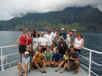 Photo of 2006 participants on bow of Kilo Moana.